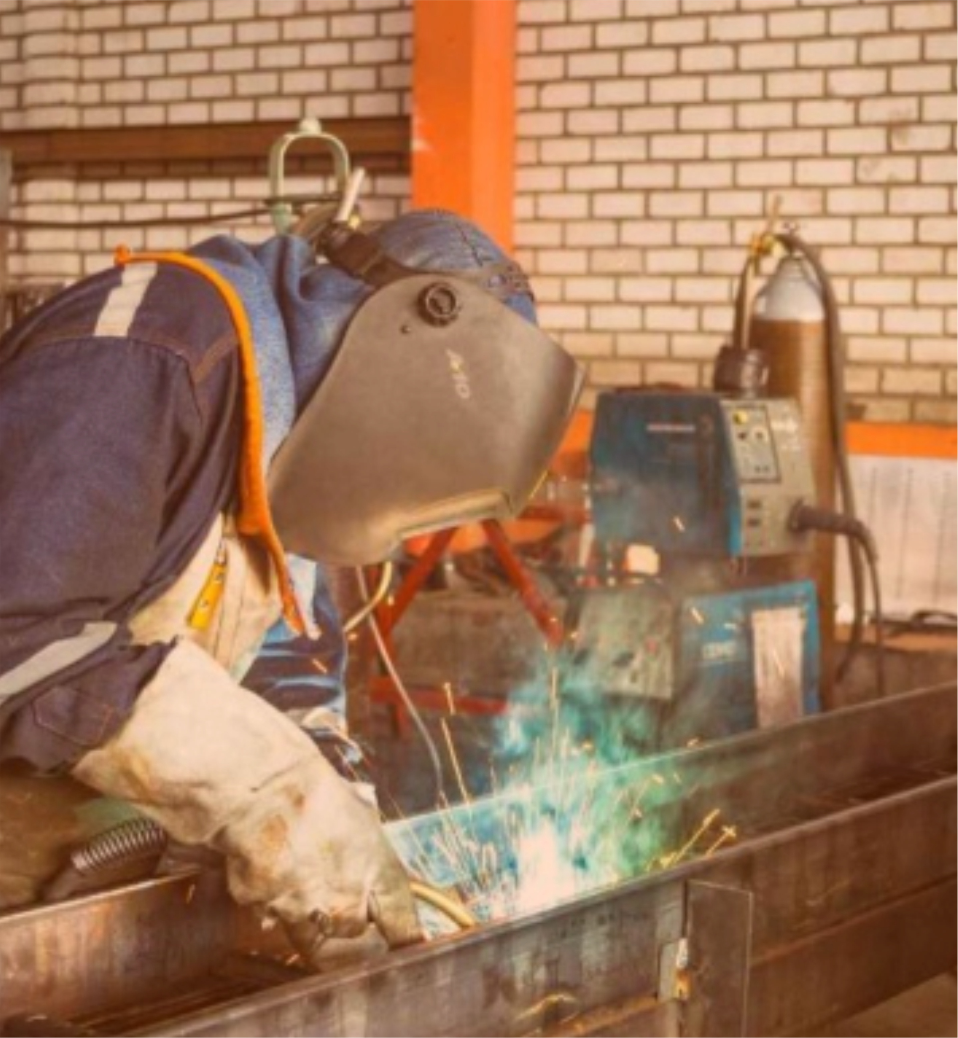 Welding and fabrication (Construction)